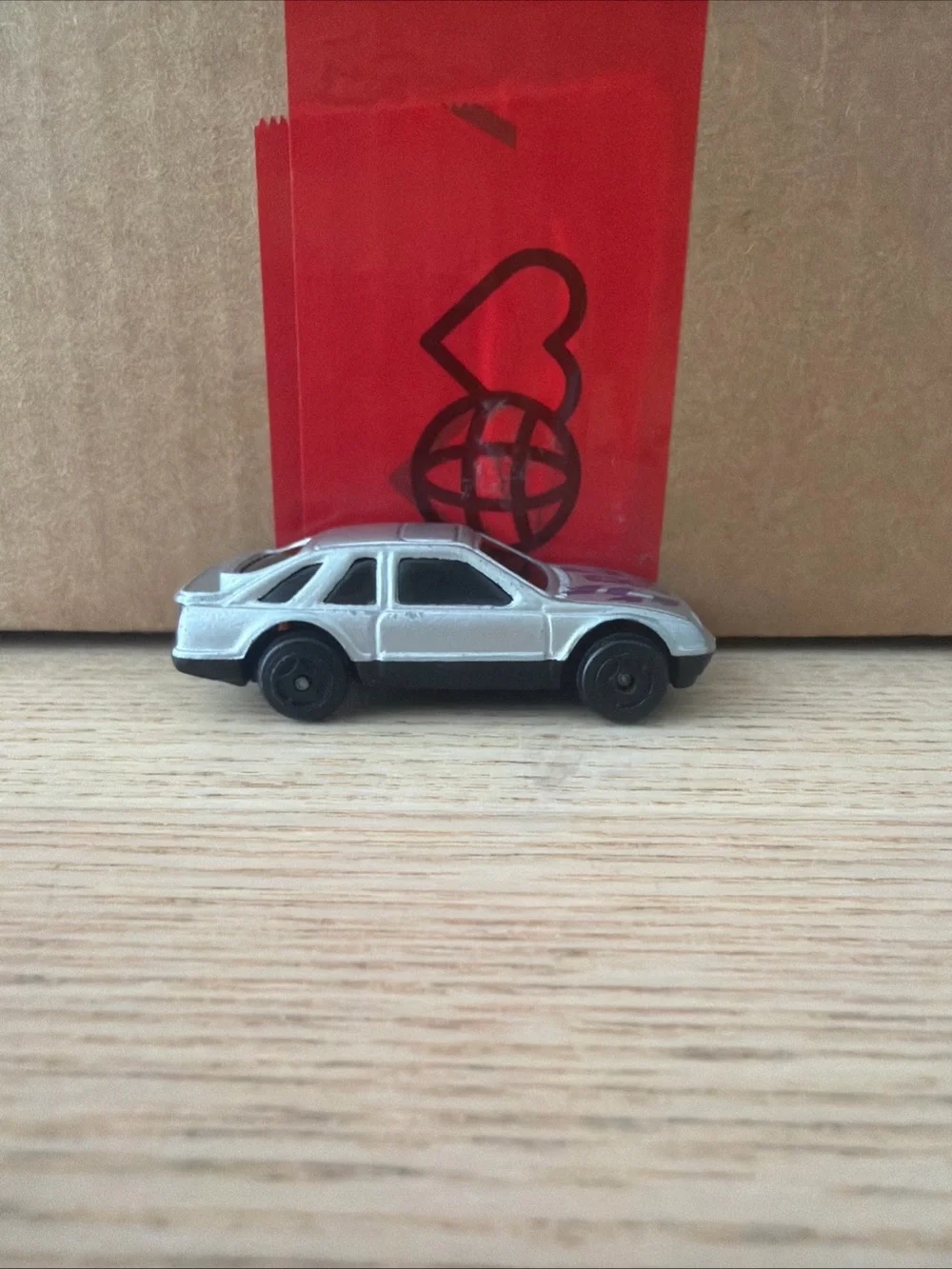 Vintage Matchbox #8 Silver 1983 Ford Sierra XR4Ti Diecast Car